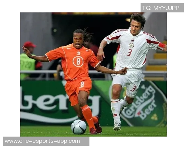 荷兰80年代足球传奇球星回顾 他们如何征服世界绿茵场 荷兰80年代足球传奇球星回顾 他们如何征服世界绿茵场